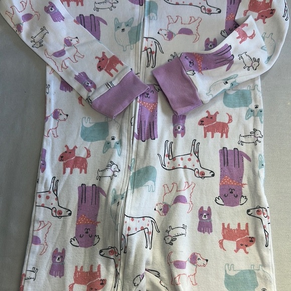 Carter's 3T - Footed Onesie Sleeper with Animal Design - Picture 4 of 5